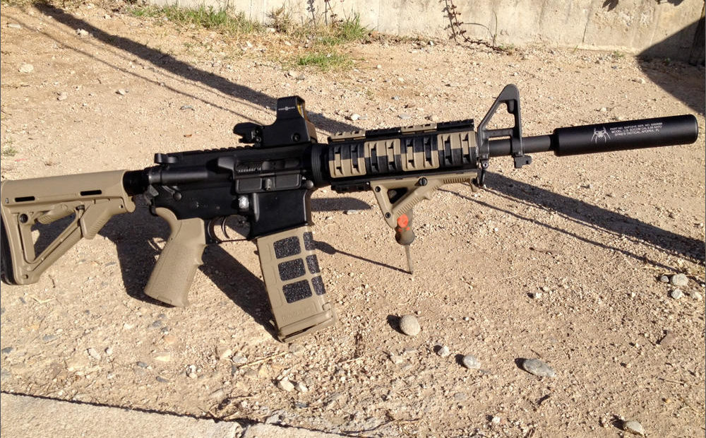 File photo of a modified civilian legal AR-15. CREDIT: ZGAUTHIER - TINYURL.COM/Y7PYGKCZ