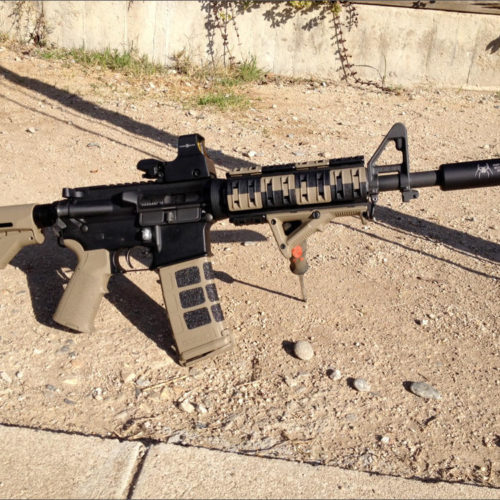 File photo of a modified civilian legal AR-15. CREDIT: ZGAUTHIER - TINYURL.COM/Y7PYGKCZ
