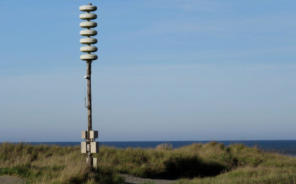 A tsunami warning siren in Ocean Shores, Washington. CREDIT: TOM BANSE