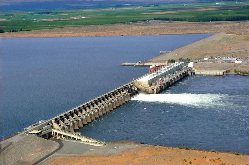 Priest Rapids Dam is located on the Columbia River, 24 miles south of Vantage, Washington. CREDIT: GRANT COUNTY PUD