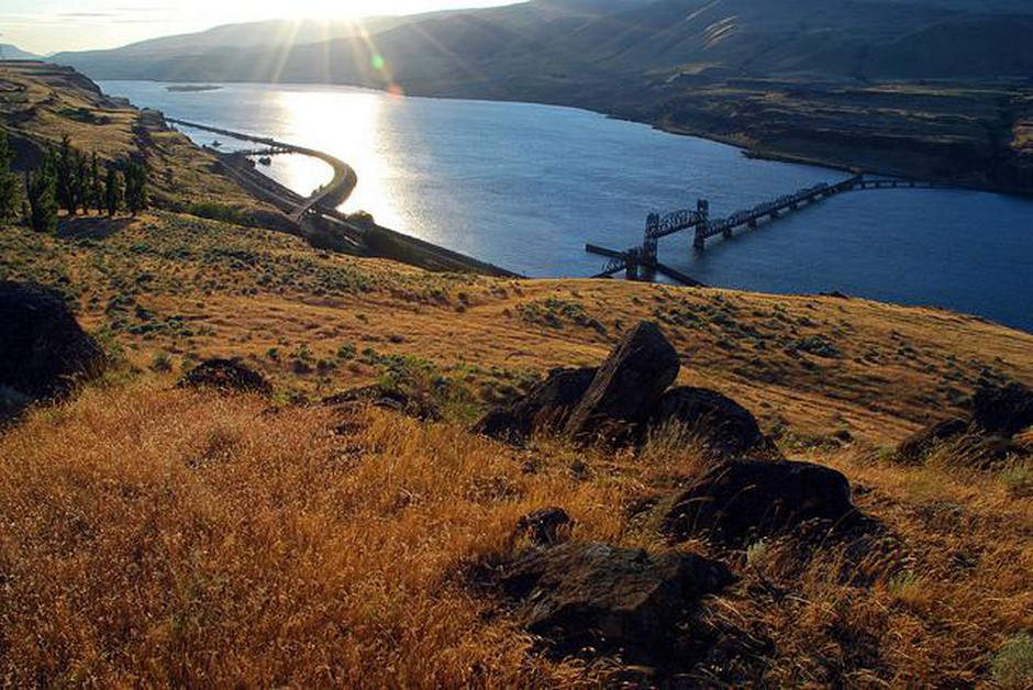 A view of the Columbia River Gorge. CREDIT: GORD MCKENNA/FLICKR-CREATIVE COMMONS
