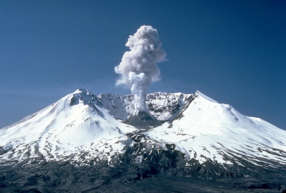 Mount St. Helens is several miles west of where it might be expected to be when looking at the Ring-Of-Fire. CREDIT: OREGON STATE UNIVERSITY