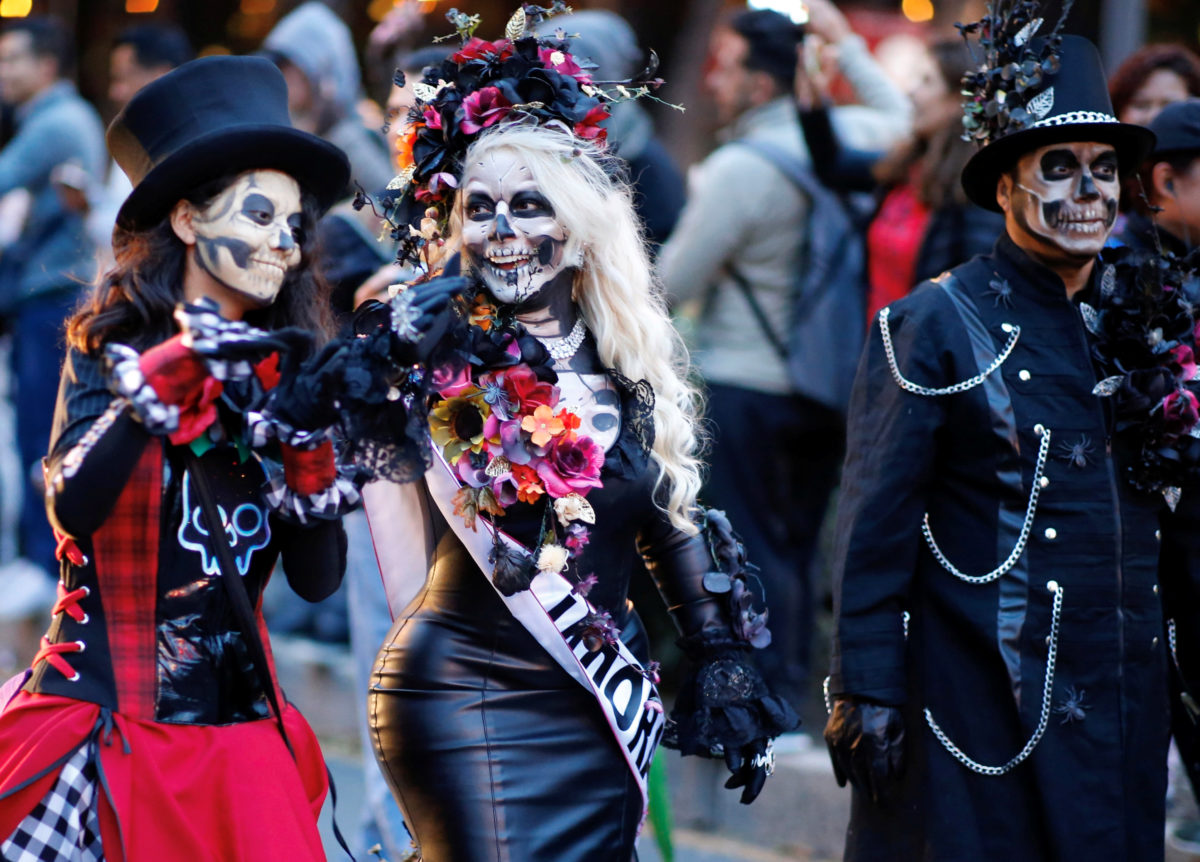 These Wicked Dia De Los Muertos Poems Don’t Spare Anyone