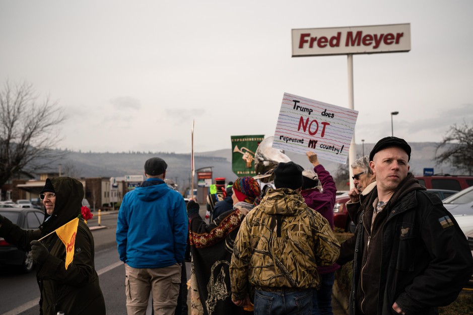 Ross Eliot, a leftist activist and proponent for armed self-defense, looks behind the Women’s March for any possible threats on Jan. 19, 2019 in The Dalles, Ore. CREDIT: JONATHAN LEVINSON/OPB