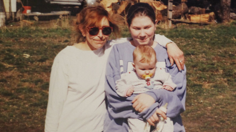 Carolyn DeFord poses with her mother and daughter in La Grande, Oregon in their last photograph together before Leona disappeared in 1999. Courtesy of Carolyn DeFord