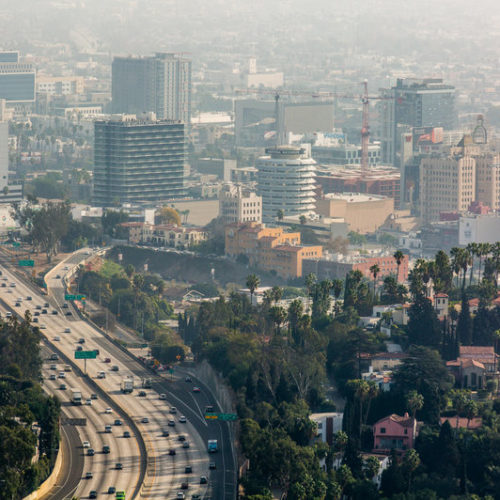 An elevated view of smog and air pollution in Hollywood, Los Angeles, California, USA. CREDIT: DAVE G. KELLY/GETTY IMAGES