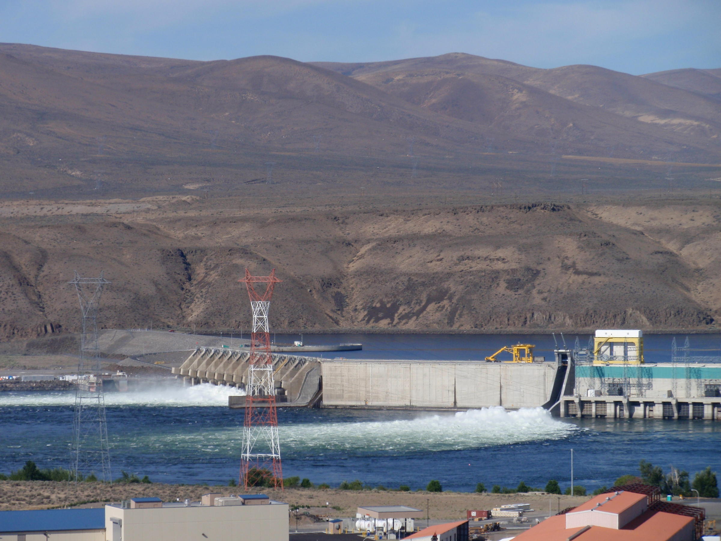 Grant PUD operates two dams on the Columbia River, including Wanapum Dam shown here, which provide its customers low cost hydropower. CREDIT: TOM BANSE / NW NEWS NETWORK