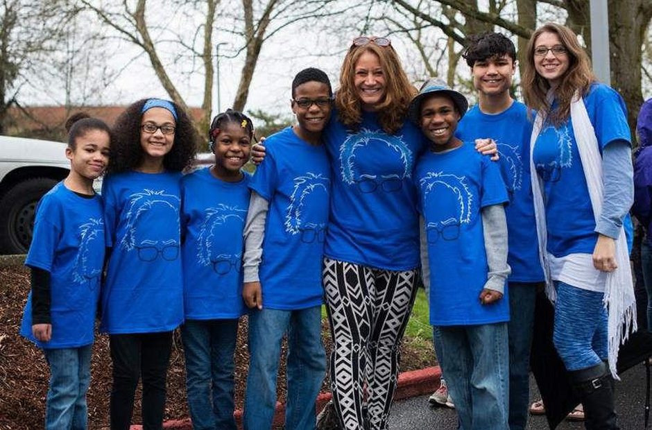 Jennifer and Sarah Hart with their six adopted children, Markis, Jeremiah, Abigail, Ciera, Hannah, and Devonte. Courtesy Mendocino County Sheriff’s Office