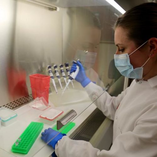 Forensic scientist Laura Kelly tests a sexual assault kit at the Washington State Patrol crime lab in Vancouver. CREDIT: MOLLY SOLOMON/OPB