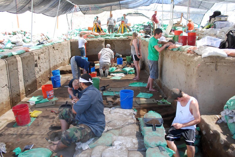Archaeologists and students uncovered artifacts dated up to 16,000 years old at a dig site in western Idaho. CREDIT: Loren Davis/Oregon State University