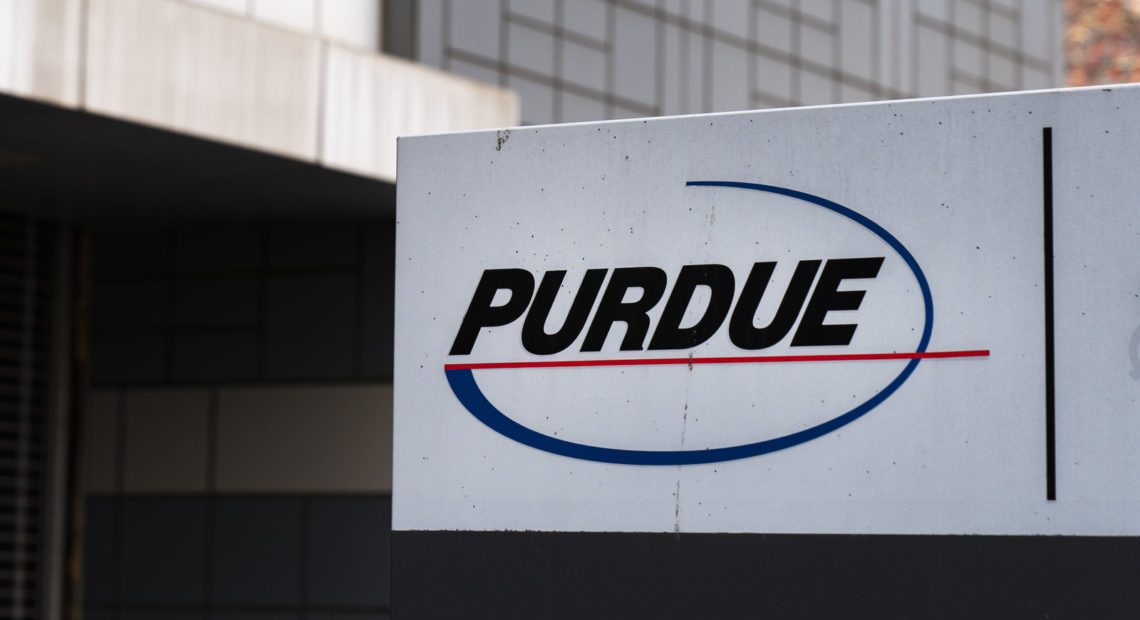 Purdue Pharma and other health care giants are discussing potential deals with authorities that could resolve thousands of lawsuits they're facing over the U.S. opioid epidemic. Drew Angerer/Getty Images