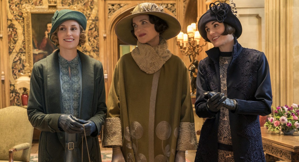 Laura Carmichael stars as Lady Hexham, Elizabeth McGovern as Lady Grantham and Michelle Dockery as Lady Mary Talbot in Downton Abbey. CREDIT: Liam Daniel/Focus Features