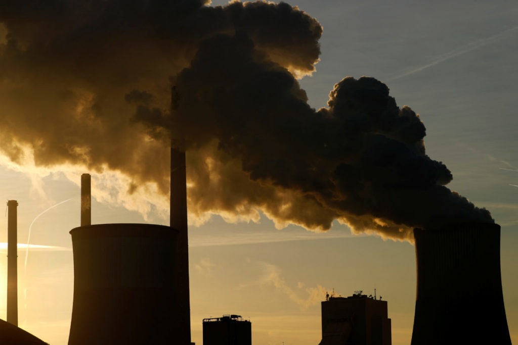 The coal power plant "Staudinger" by energy company Uniper is photographed during sunrise in Grosskrotzenburg, 30km outside Frankfurt, Germany, February 13, 2019. CREDIT: Kai Pfaffenbach/Reuters