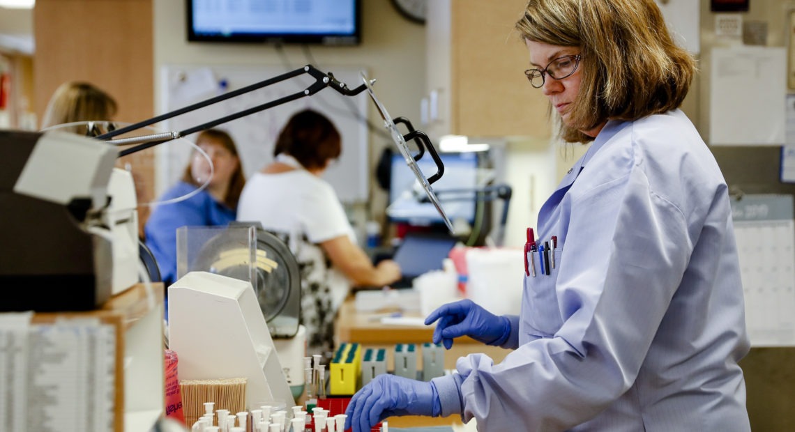 Woman in laboratory.