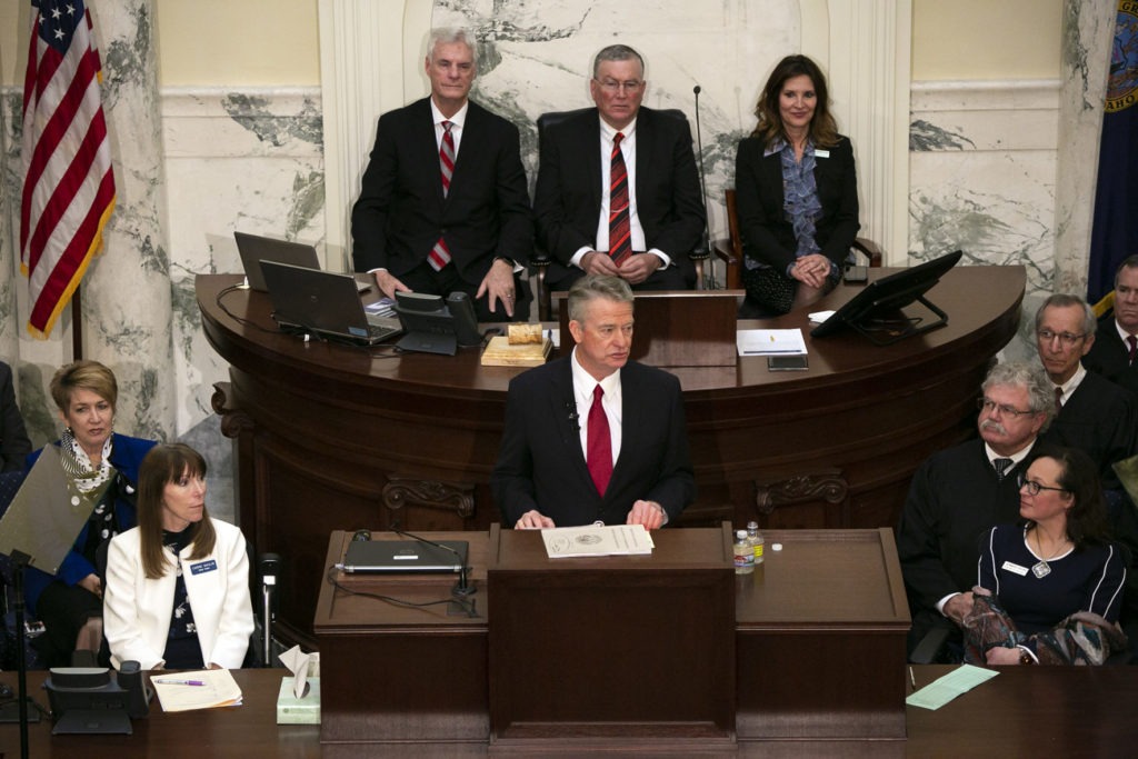 Gov. Brad Little delivers his State of the State address on Jan. 6, with Lt. Gov. Janice McGeachin seated behind him. McGeachin has been among the state’s most vocal critics of Little’s coronavirus response. CREDIT: Sami Edge/Idaho EdNews