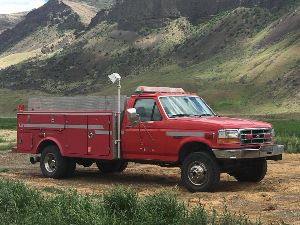 Molly and David Linville purchased a brush truck to fight fires on their ranch and their neighbors’ land in Douglas County, Washington. They live in the Moses Coulee area, where no agency is assigned to respond to fires that spark there. Courtesy of Molly Linville