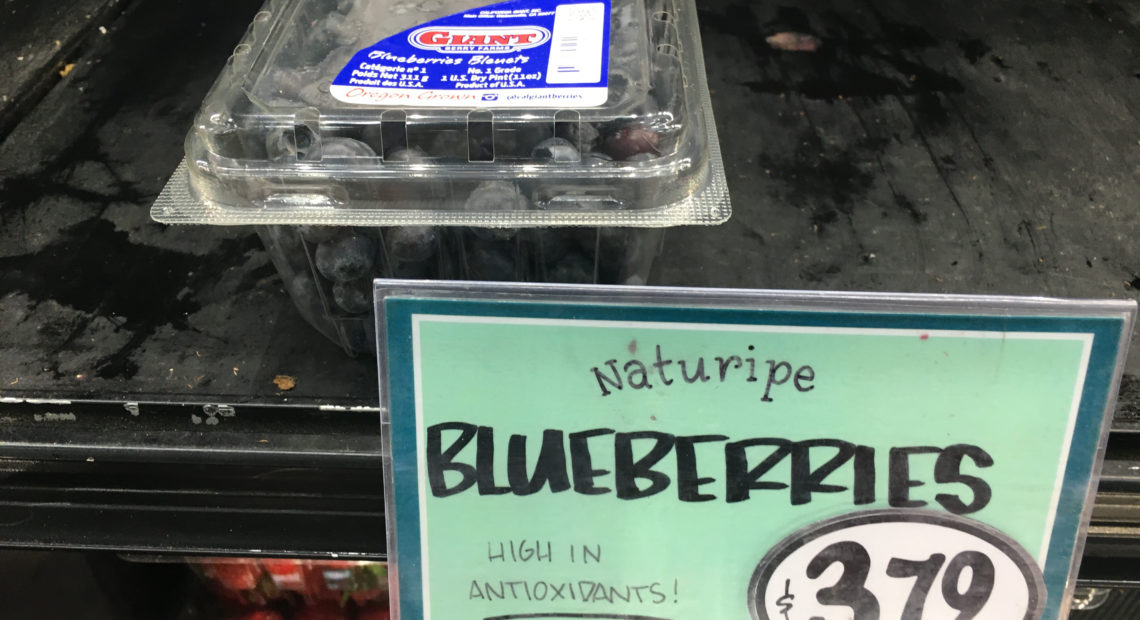 These blueberries, grown in Oregon, were for sale in a Northwest grocery story that's a national chain on Sept. 29, 2020. CREDIT: Scott Leadingham / NWPB