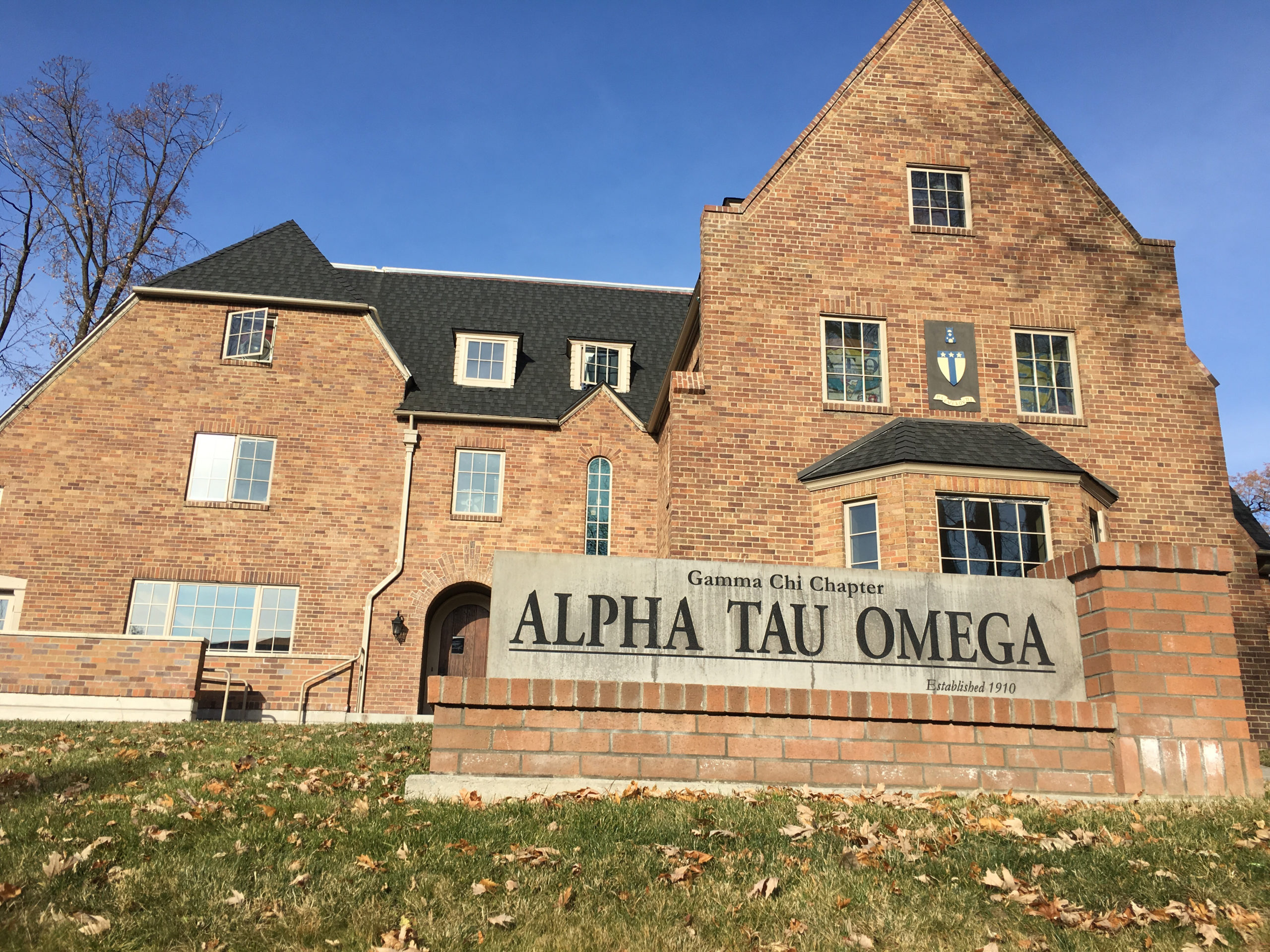 Photo of the Alpha Tau Omega fraternity house at Washington State University in Pullman