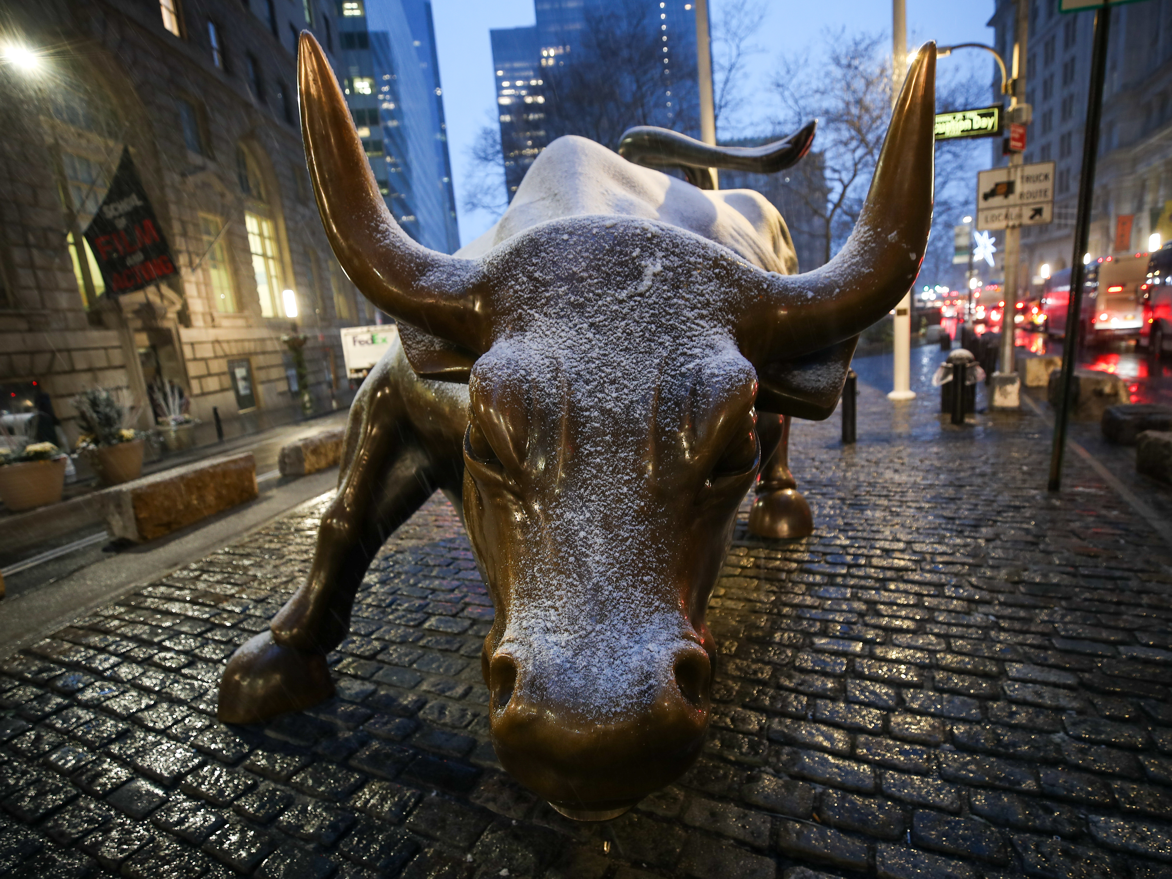 The Wall Street bull statue