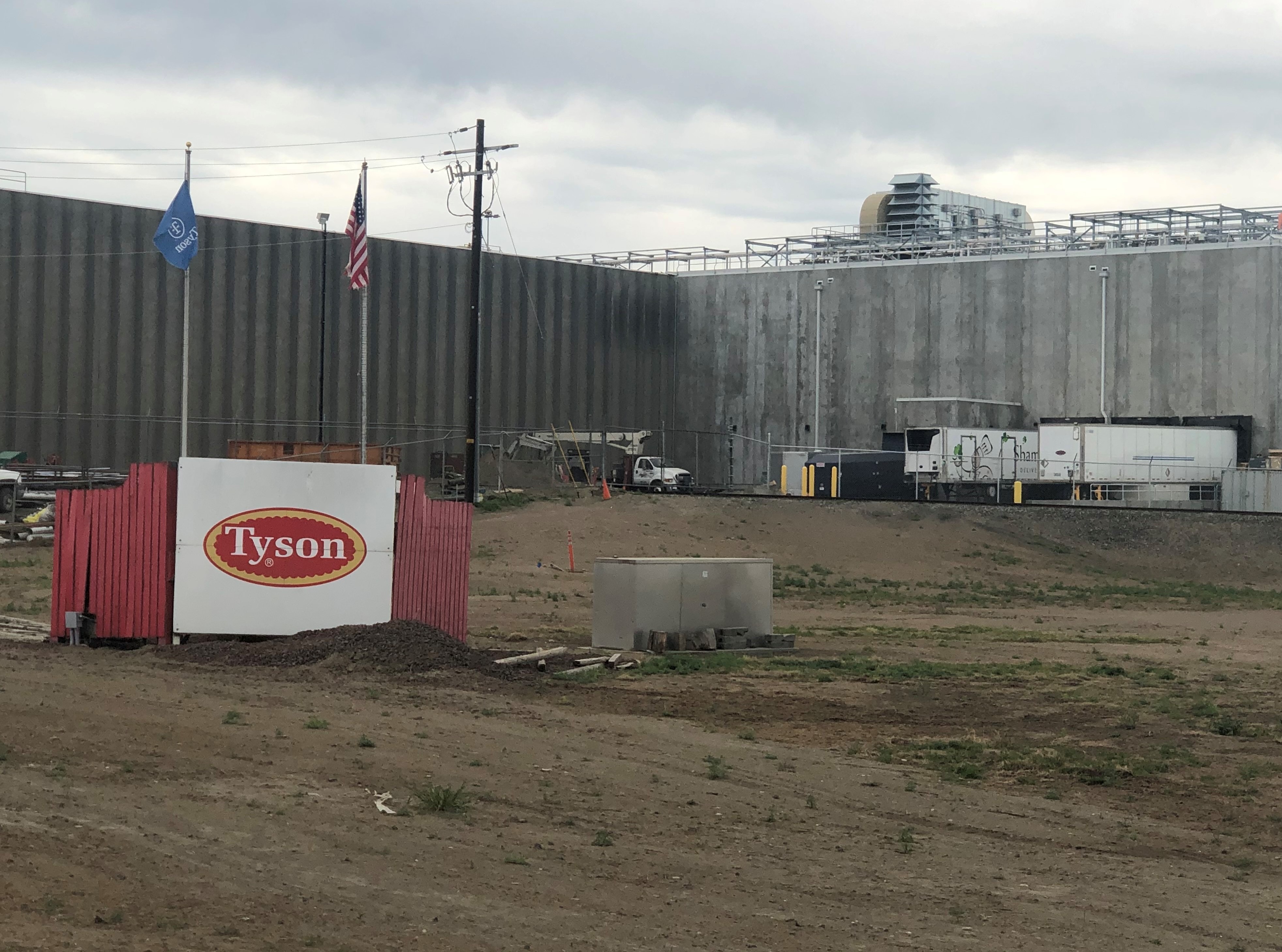 The Tyson Fresh Meats plant in Wallula, Washington, near Pasco. CREDIT: Anna King/N3
