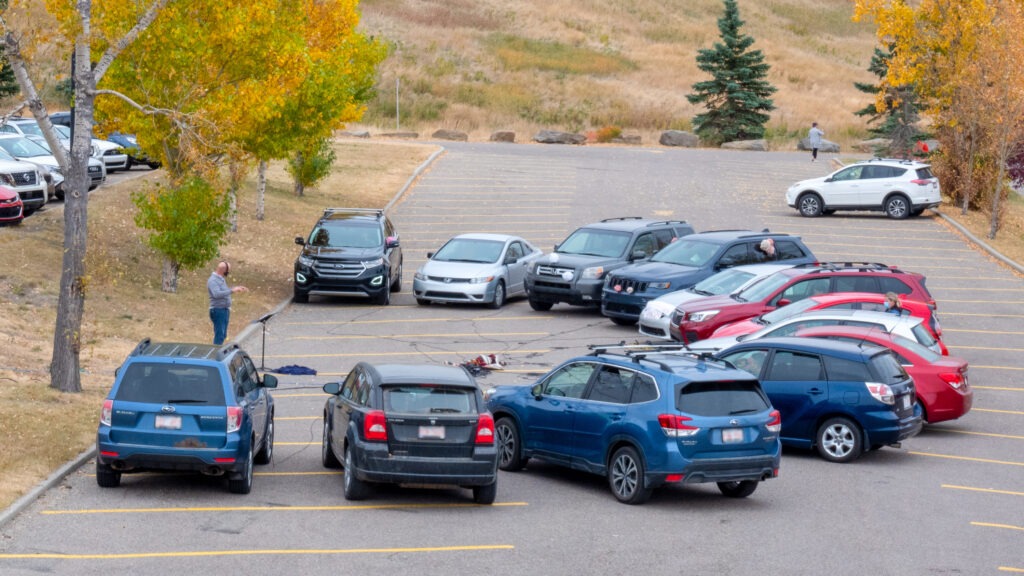 Tim Shantz conducts Luminous Voices' first car concert on Oct. 4, 2020. Kenton Smith