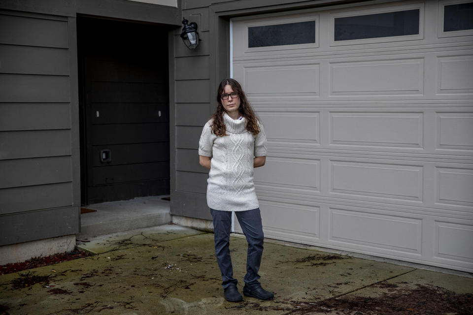 Arianna Laureano outside of her boyfriend’s Seattle home on Feb. 3, 2021. Laureano has been relying on Washington’s eviction moratorium, which is set to end on March 31. CREDIT: Dorothy Edwards/Crosscut