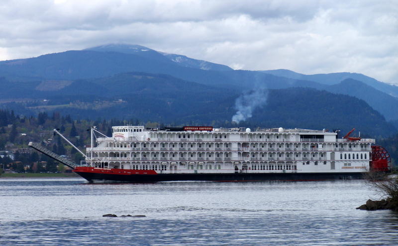 The paddlewheeler American Empress is one of several scheduled to resume Columbia River sailings in spring 2021. CREDIT: Tom Banse/N3