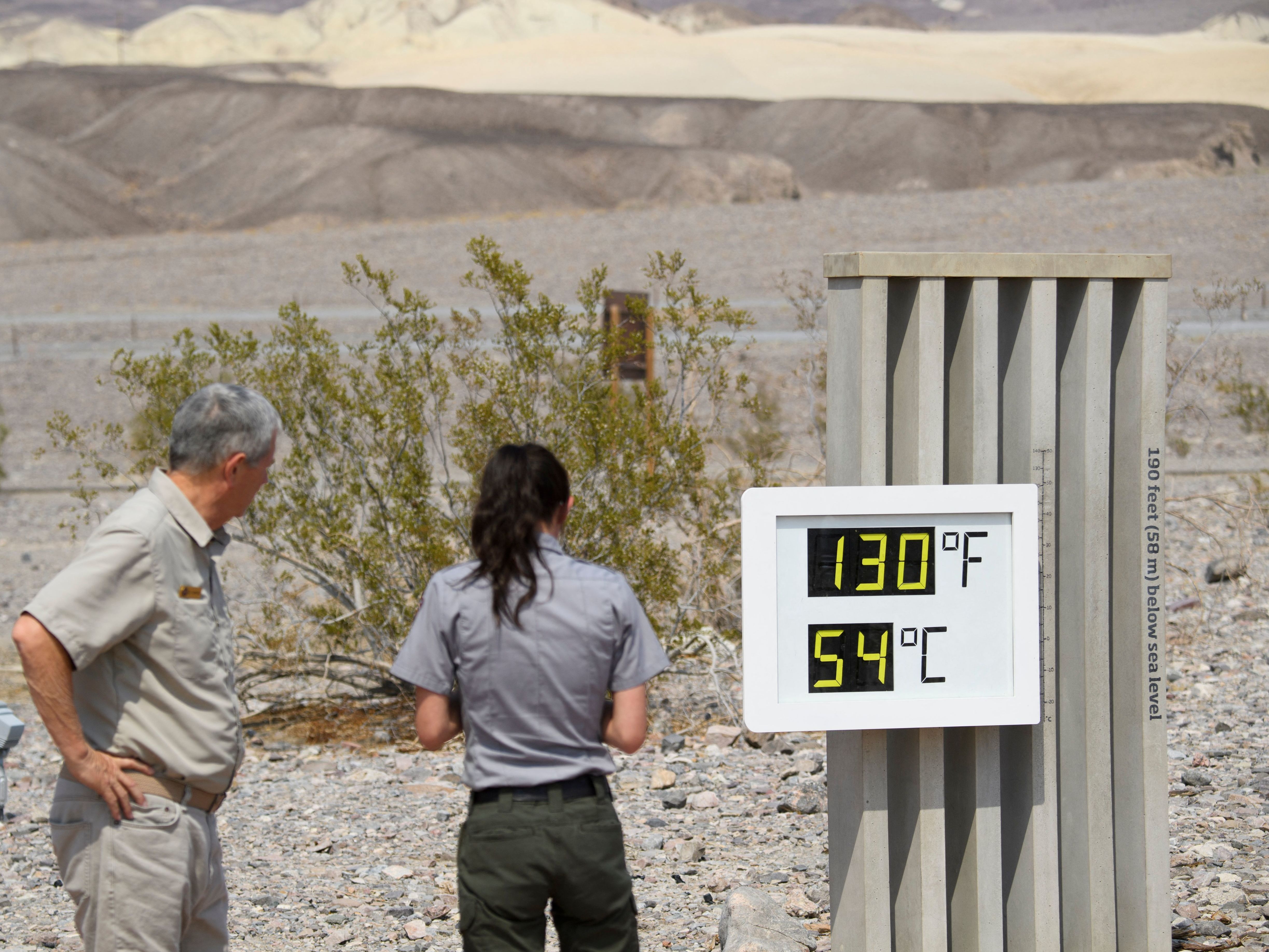 Thermometer reading 130 degrees F in Death Valley National Park