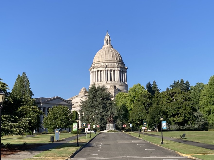 Picture of the capitol in Olympia