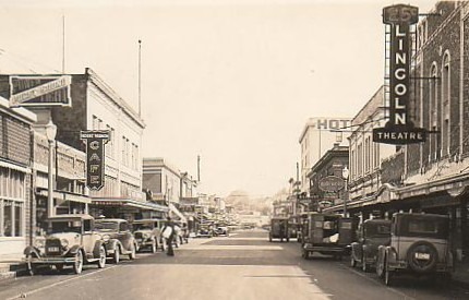 Photo of downtown Mount Vernon, Washington. Black and white photo from the 1900s.