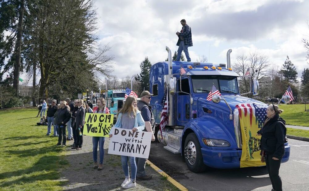 Hundreds rally at Washington State Capitol