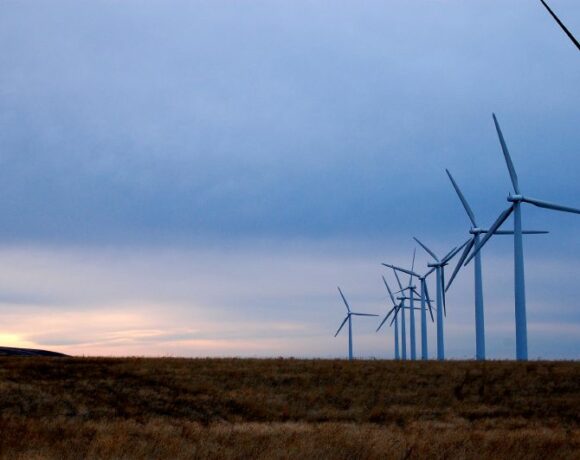 A wind turbine. (Credit: Roberta Schonborg / Flikr Creative Commons)