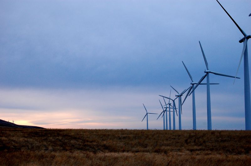 A wind turbine. (Credit: Roberta Schonborg / Flikr Creative Commons)