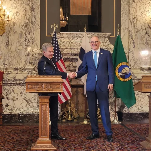 Finland's president, Sauli Niinistö, met with Washington Gov. Jay Inslee on the first day of a weeklong visit to the United States Monday