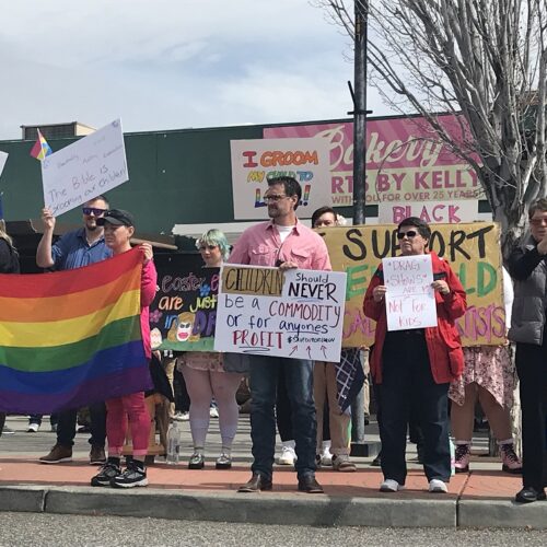 All ages drag shows protests in Richland, WA.