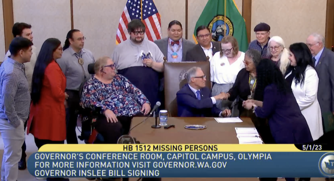 Washington Governor Jay Inslee signed House Bill 1512 into law on Monday, May 1 as supporters and bill sponsors looked on.