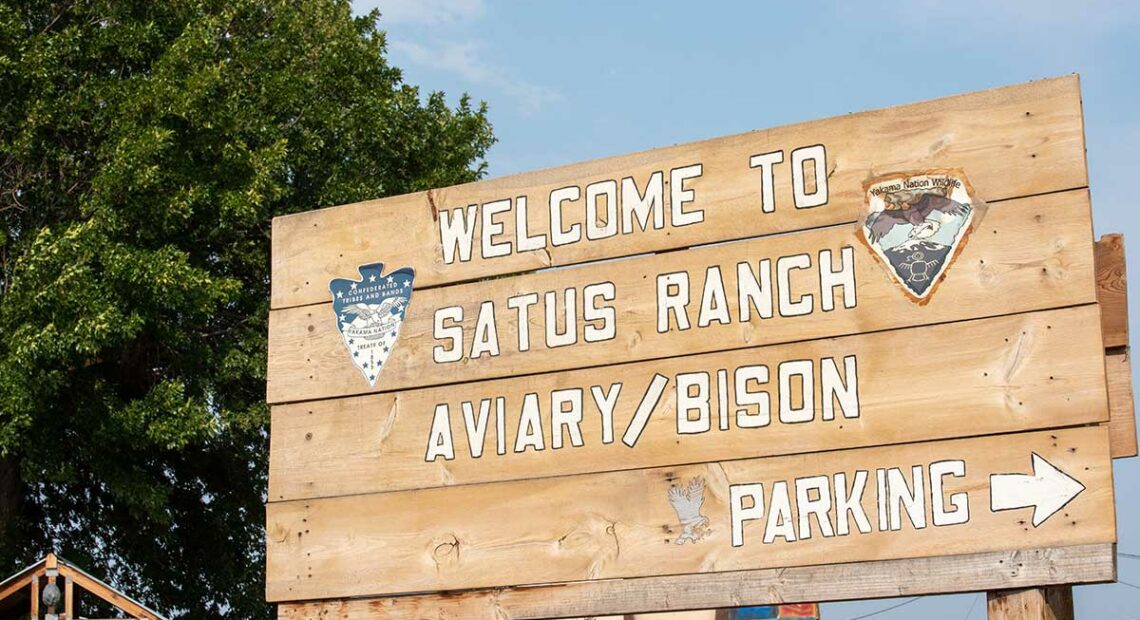 Welcome to Satus Ranch Sign